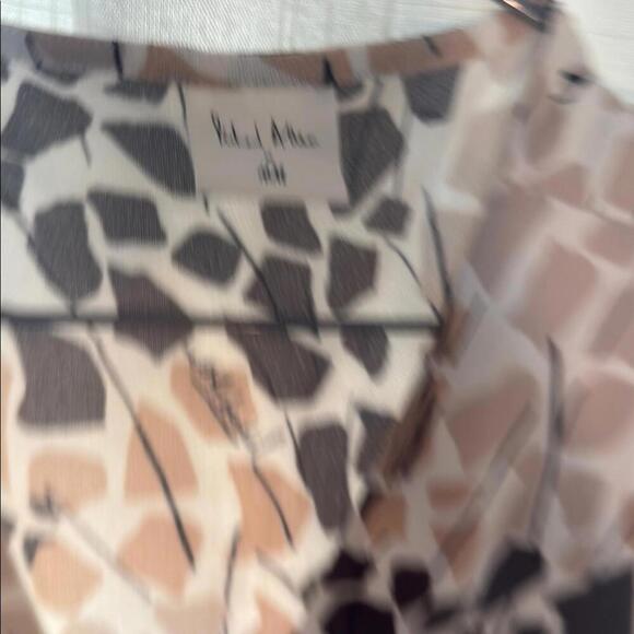 Richard Allen x H&M Brown and Black and Cream colour Dress with Bishop Sleeves - Picture 2 of 8